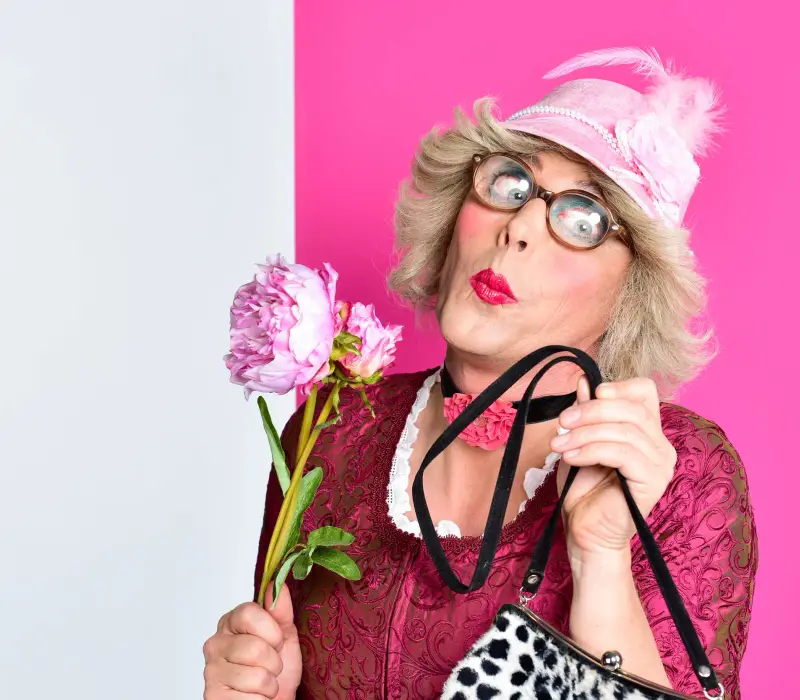 Hansy Vogt als "Frau Wäber"